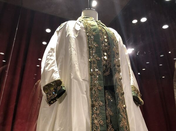 葉卡捷琳娜二世統治時期的海軍制服複製品(俄羅斯聖彼得堡,2004年) 葉卡捷琳娜二世統治時期的海軍制服複製品(俄羅斯聖彼得堡,2004年) - 俄羅斯衛星通訊社