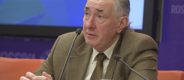 格奥尔吉•托洛拉亚 - 俄罗斯卫星通讯社