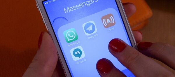 Иконки приложений на экране мобильного телефона - 俄羅斯衛星通訊社