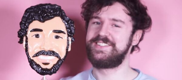 人臉棒棒糖 - 俄羅斯衛星通訊社