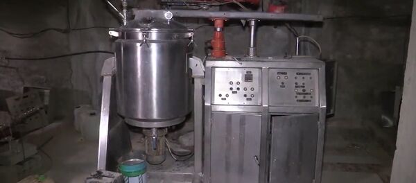 俄軍在敘利亞杜馬市發現武裝分子的化學品倉庫 - 俄羅斯衛星通訊社