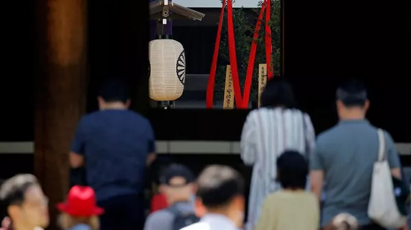日本首相向靖國神社供奉祭品但未前往參拜 - 俄羅斯衛星通訊社