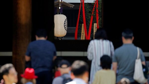 日本首相向靖国神社供奉祭品但未前往参拜 - 俄罗斯卫星通讯社