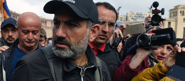 警方逮捕亞美尼亞反對派領袖並驅趕示威者 警方逮捕亞美尼亞反對派領袖並驅趕示威者 - 俄羅斯衛星通訊社