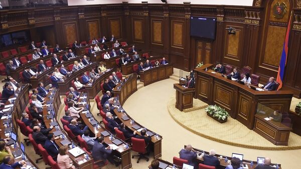 Член правящей фракции парламента Армении отказывается от мандата и едет в КНР торгпредом - 俄羅斯衛星通訊社