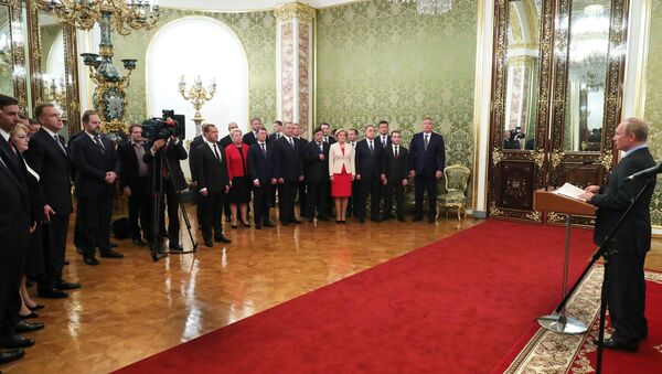 普京对政府成员工作表示感谢 - 俄罗斯卫星通讯社