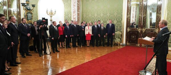 普京对政府成员工作表示感谢 - 俄罗斯卫星通讯社