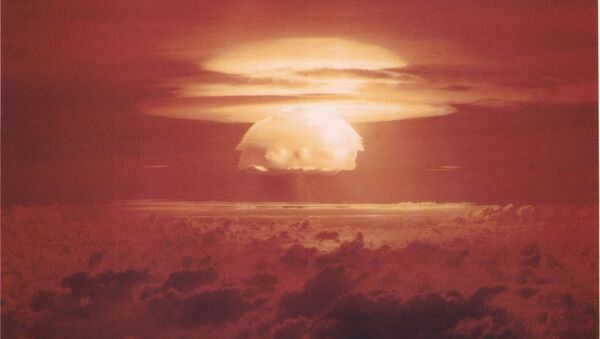 Nuclear weapon test Bravo (yield 15 Mt) on Bikini Atoll - 俄羅斯衛星通訊社