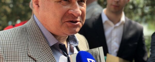 俄罗斯驻华大使安德烈·杰尼索夫参加“不朽军团”活动 - 俄罗斯卫星通讯社