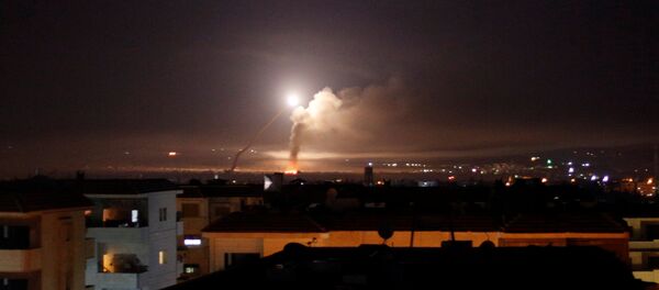 Missile fire is seen from Damascus - 俄罗斯卫星通讯社