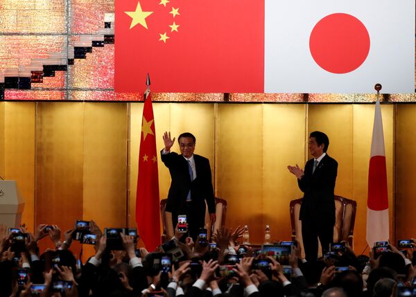 中美貿易戰背景下,中國與日本金融合作獲得突破 中美貿易戰背景下,中國與日本金融合作獲得突破 - 俄羅斯衛星通訊社