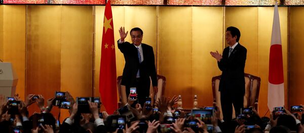 中美贸易战背景下，中国与日本金融合作获得突破 - 俄罗斯卫星通讯社