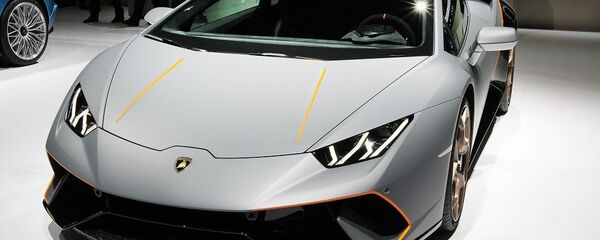 羅馬教皇蘭博基尼Huracan跑車以71.5萬歐元在摩納哥拍出 - 俄羅斯衛星通訊社