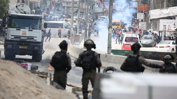 加沙地带边境14日已有55名巴勒斯坦人在与以色列士兵的冲突中丧生,2771人受伤 加沙地带边境14日已有55名巴勒斯坦人在与以色列士兵的冲突中丧生,2771人受伤 - 俄罗斯卫星通讯社