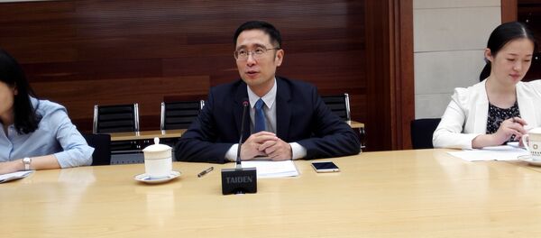 中国商务部欧亚司副司长刘雪松 中国商务部欧亚司副司长刘雪松 - 俄罗斯卫星通讯社