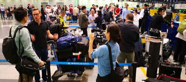 全球多家媒體在北京為赴朝參加核試驗場關閉儀式的記者代表團送行 - 俄羅斯衛星通訊社