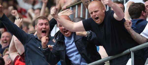 英国球迷 - 俄罗斯卫星通讯社