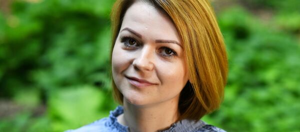 俄外交官：尤利娅·斯克里帕利念的是英译俄稿 - 俄罗斯卫星通讯社