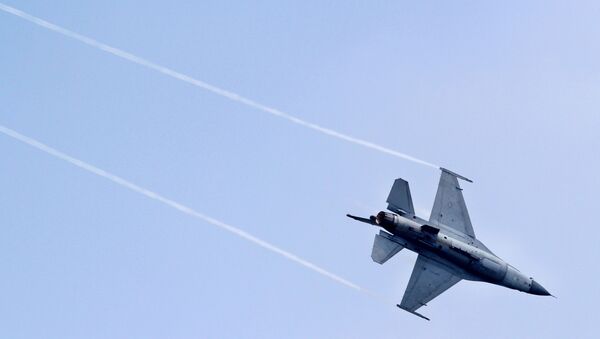 台軍一架F-16戰機失聯 宣佈同型機全面停飛 - 俄羅斯衛星通訊社