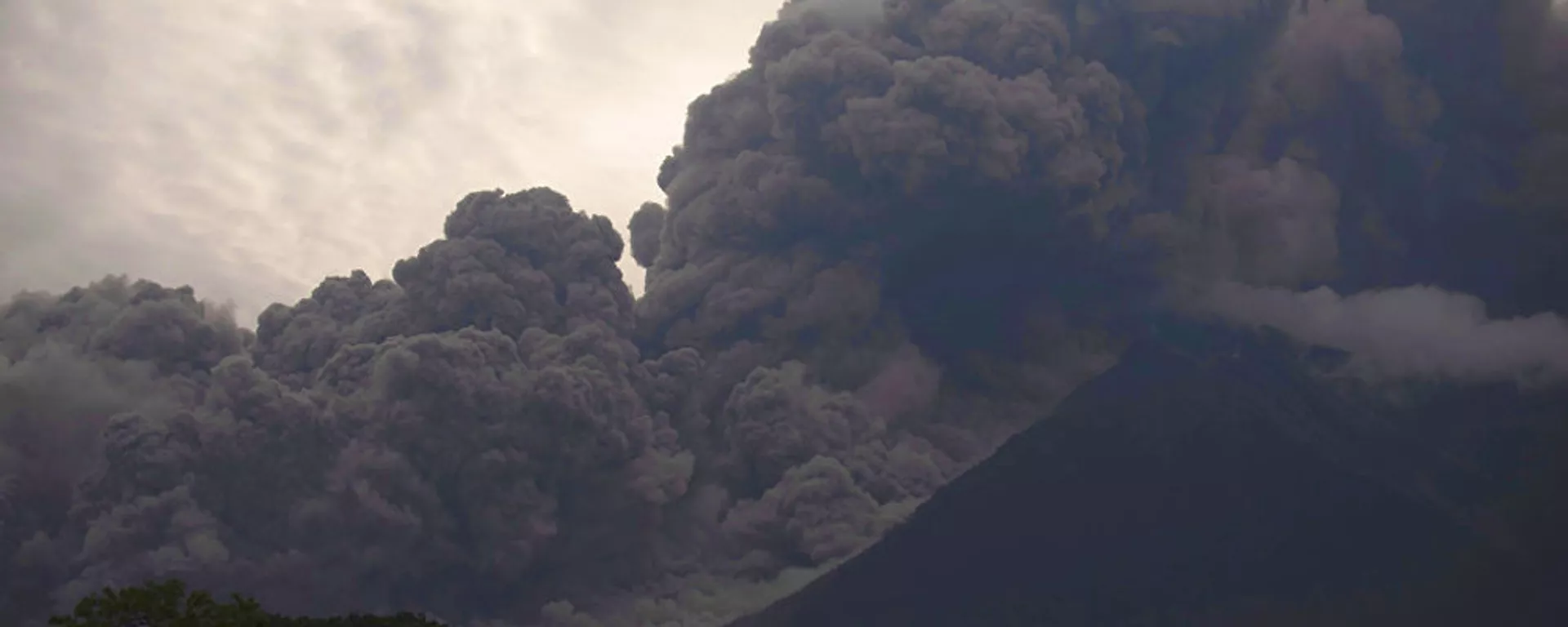 富埃戈火山噴發 - 俄羅斯衛星通訊社, 1920, 21.06.2018