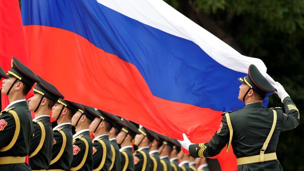 专家： 美国制裁只会进一步深化中俄两国在军事领域的战略协作 - 俄罗斯卫星通讯社