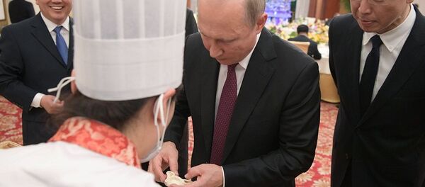 普京在中国试做天津美食狗不理包子 - 俄罗斯卫星通讯社