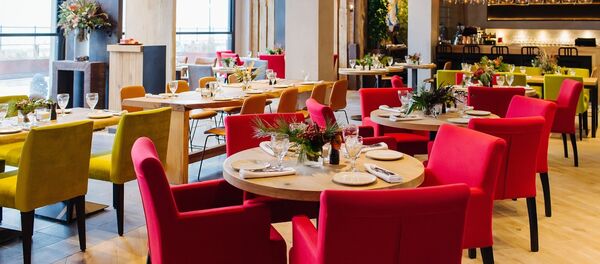 《5642 至高點》餐廳 - 俄羅斯衛星通訊社