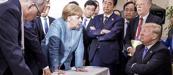 特朗普評論了G7峰會上的“糟糕照片” - 俄羅斯衛星通訊社