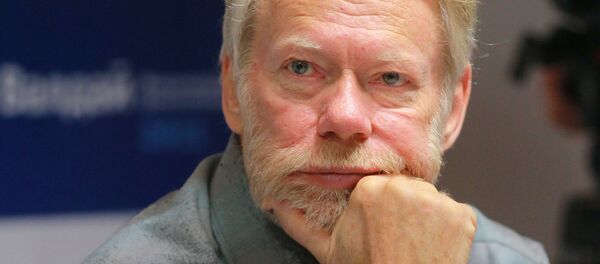 羅伯特·萊格沃爾德 - 俄羅斯衛星通訊社