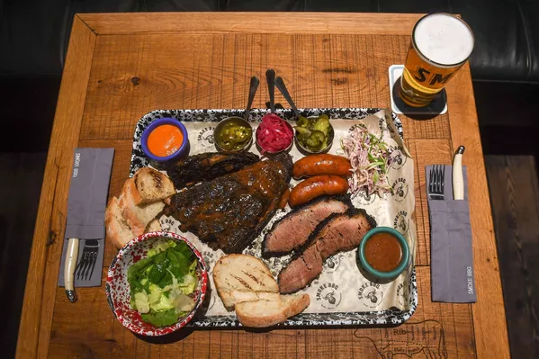 Smoke BBQ燒烤餐廳菜品 - 俄羅斯衛星通訊社