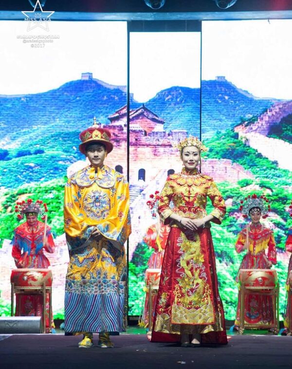 莫斯科“亚洲小姐”李小娜 莫斯科“亚洲小姐”李小娜 - 俄罗斯卫星通讯社