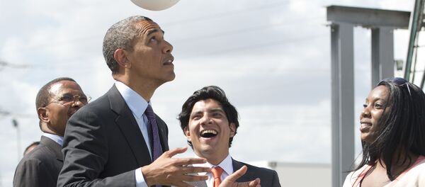 踢足球的名人 踢足球的名人 - 俄羅斯衛星通訊社