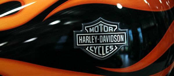 美国总统：哈雷·戴维森将生产转移出美国对其来说是“末日的开始” - 俄罗斯卫星通讯社