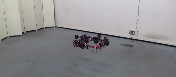 日本研发变形飞行机器人 日本研发变形飞行机器人 - 俄罗斯卫星通讯社