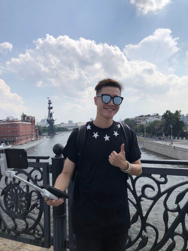 斗鱼主播Seven前不久也来到俄罗斯,这次他将通过直播,让更多的人感受俄罗斯的风土民情,感受世界杯影响下的俄罗斯的另一番模样。 斗鱼主播Seven前不久也来到俄罗斯,这次他将通过直播,让更多的人感受俄罗斯的风土民情,感受世界杯影响下的俄罗斯的另一番模样。 - 俄罗斯卫星通讯社