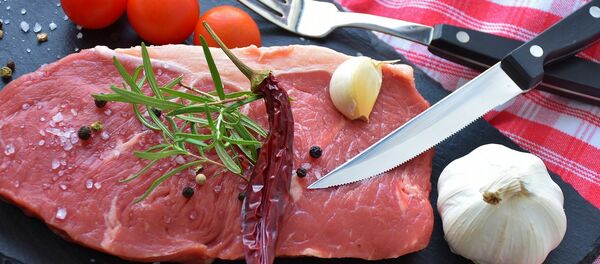 學者們稱97%的人烹制肉類時洗手方式不正確 - 俄羅斯衛星通訊社