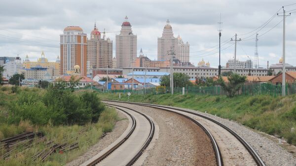 满洲里铁路口岸站进出口运量同比增长42.4% - 俄罗斯卫星通讯社
