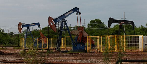 Oil pumpjacks are seen in Lagunillas, Venezuela - 俄罗斯卫星通讯社