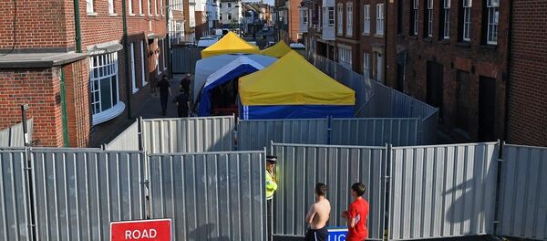 英国警方在重点调查索尔兹伯里和埃姆斯伯里中毒事件的联系 - 俄罗斯卫星通讯社