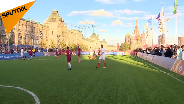 卡塔尔和俄罗斯在红场举行友谊赛 - 俄罗斯卫星通讯社