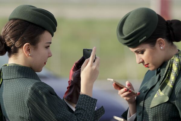 离开陆地的女孩：全球美女空姐 - 俄罗斯卫星通讯社