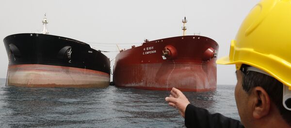 美财政部：美准备对俄中以及任何继续购买伊朗石油的国家进行制裁 - 俄罗斯卫星通讯社