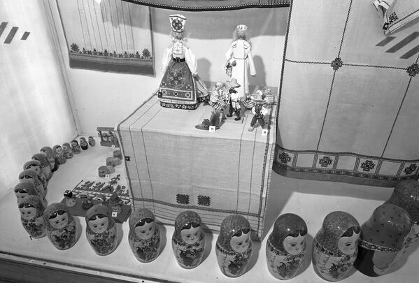 1973年漢諾威工業博覽會上蘇聯展台的裝飾。 - 俄羅斯衛星通訊社