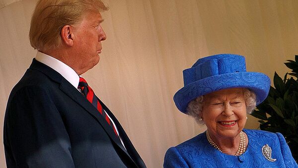 英国女王伊丽莎白二世与美国总统特朗普 - 俄罗斯卫星通讯社