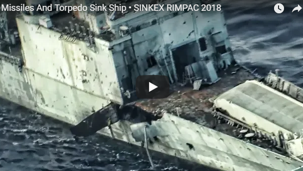 视频实拍美国军舰沉没 - 俄罗斯卫星通讯社