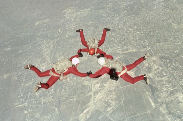 蘇聯流行體育運動——跳傘 - 俄羅斯衛星通訊社