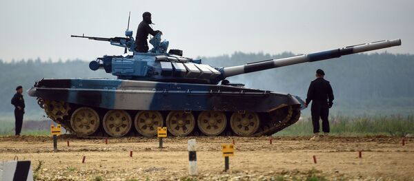 Экипаж команды армии Азербайджана во время подготовки к международным соревнованиям Танковый биатлон-2018 в подмосковной Кубинке - 俄羅斯衛星通訊社