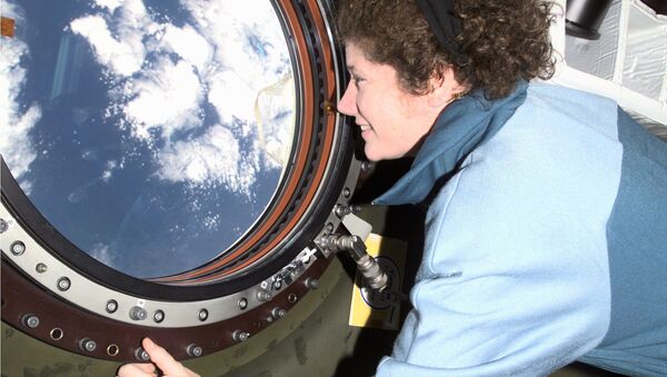 美国女宇航员苏珊∙赫尔姆斯在国际空间站。 - 俄罗斯卫星通讯社