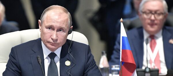 俄總統普京稱希望在俄羅斯開設金磚國家新開發銀行辦公室 俄總統普京稱希望在俄羅斯開設金磚國家新開發銀行辦公室 - 俄羅斯衛星通訊社