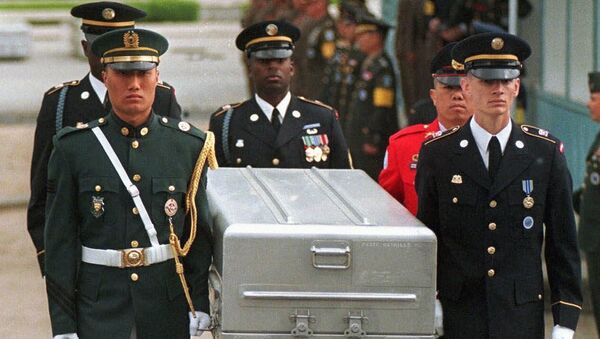 朝鲜已将在朝鲜战争中阵亡的美军士兵遗骸移交美国 - 俄罗斯卫星通讯社